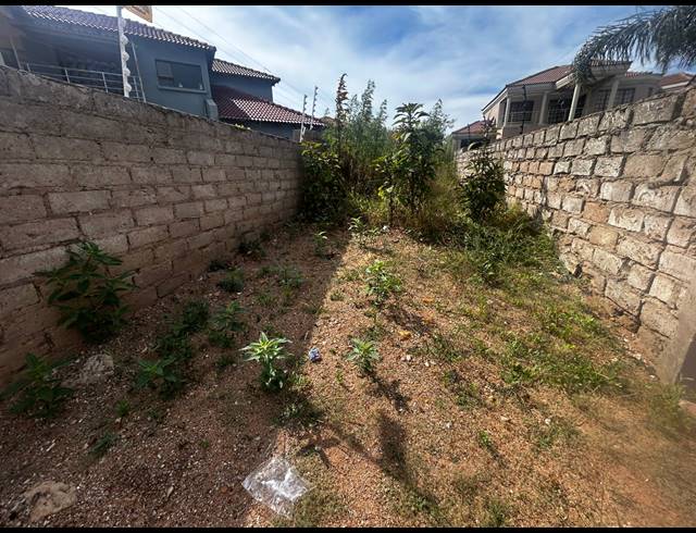 496M² VACANT LAND FOR SALE IN SERALA VIEW